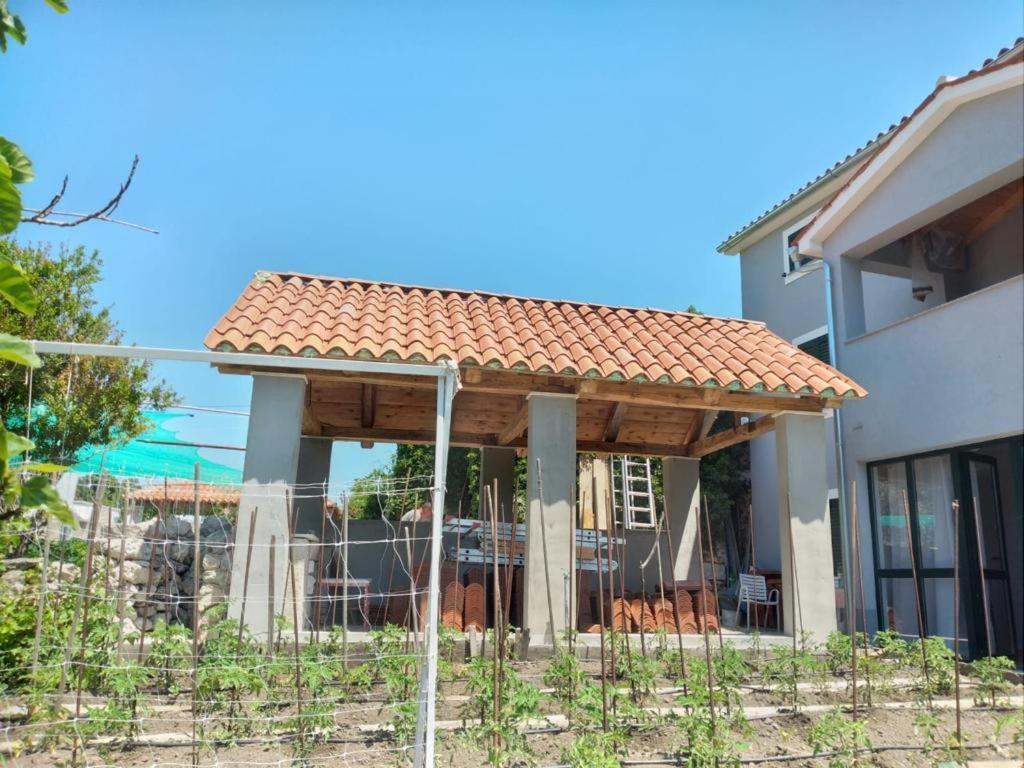Lavanda Apartman 1 Cres Exterior foto